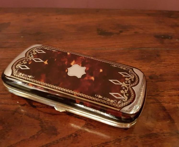 Victorian Silver and Gold Inlaid Tortoise Shell Cigar Case - Image 1