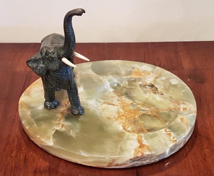 1920's Bronze Elephant Desk Tidy - Image 1
