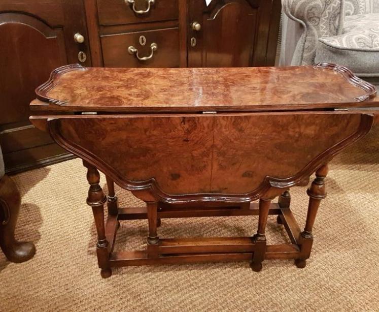 Superb Edwardian Burr Walnut Drop Leaf Coffee Table - Image 2