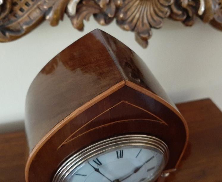 Antique Mahogany Sheraton Inlaid Lancet Top Mantel Clock - Image 4