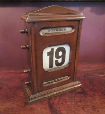 Antique Mahogany Perpetual Desk Calendar