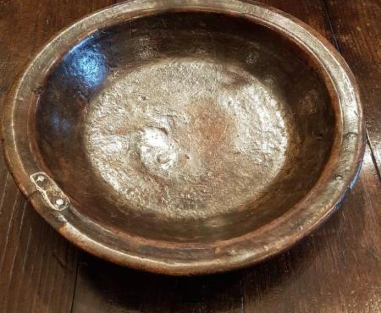 Antique Welsh Fruitwood Cawl Bowl - Image 4