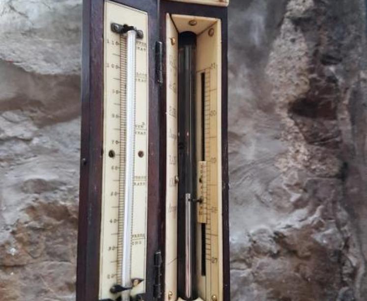 Early Victorian Mahogany Marine Stick Barometer and Gimble By Walker Of London  - Image 2