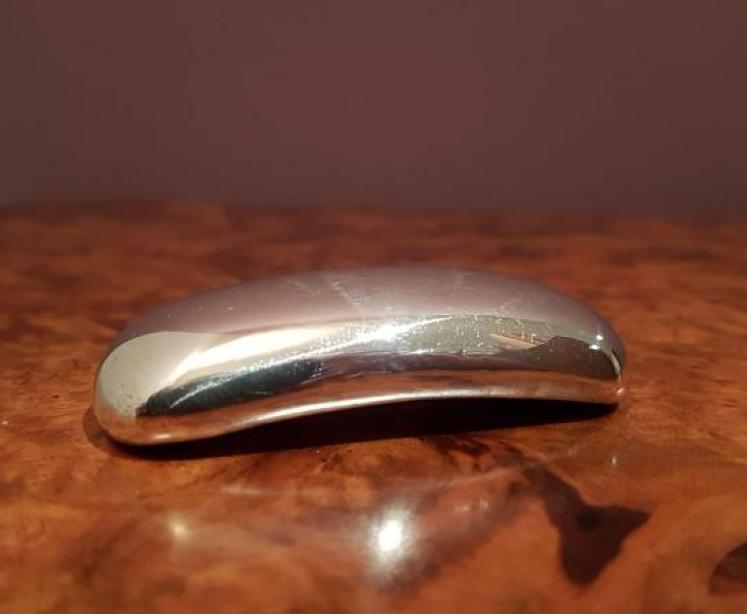 Victorian Curved Silver Snuff Box - Image 1