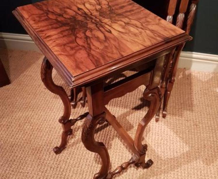Superb Edwardian Walnut Next of Tables - Image 3