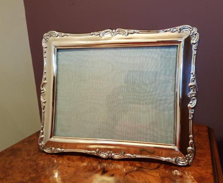 Superb Large Edwardian Antique Silver Photo Frame - Image 2