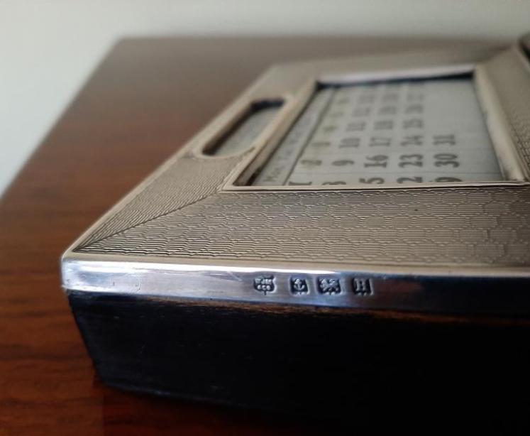 George V Period Silver Engraved Desktop Calendar - Image 5