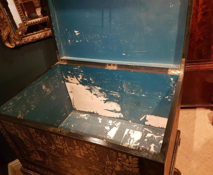 Antique George III Period Laquered Trunk on Original Stand - Image 2