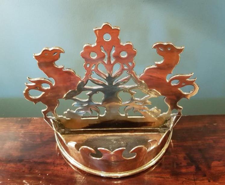 Superb Early Victorian Brass Wall Pocket - Image 3