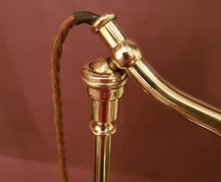 Edwardian Brass Adjustable Table Lamp and Original Shade - Image 4