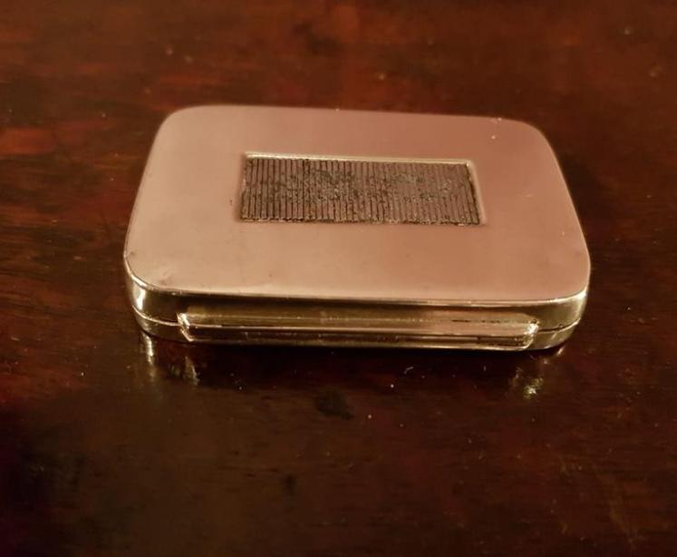 Antique Silver Engraved Table Vesta Case - Image 5