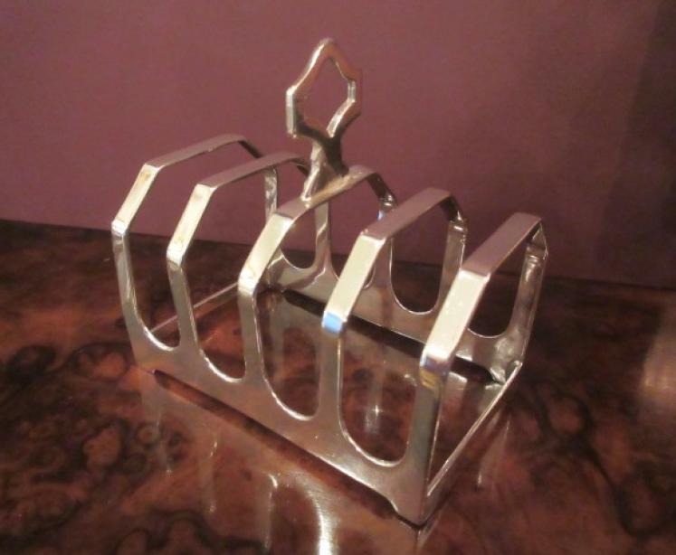 Pair of George VI Period Silver Toast Racks - Image 3