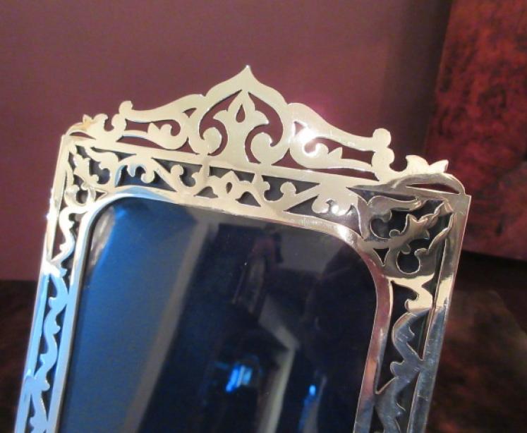 1930's Silver Fretwork Photo Frame - Image 2