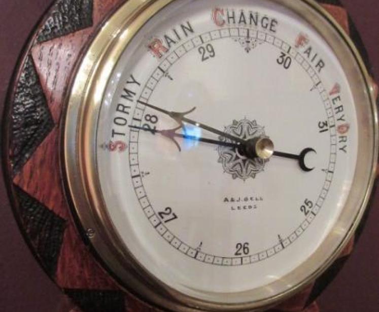 Small Victorian Polished Oak & Ebony Banjo Barometer - Image 2