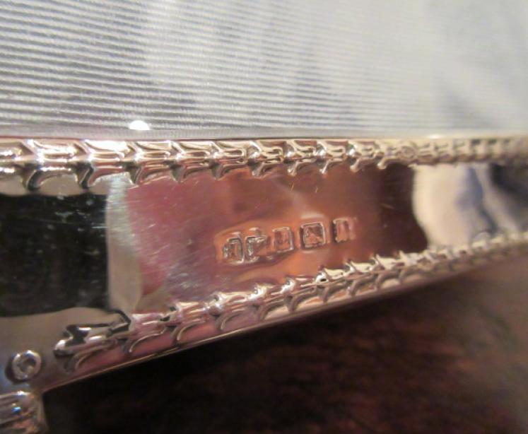 Edwardian Antique Silver Shaped Photo Frame - Image 5