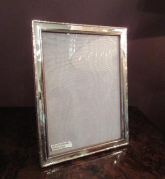 George V Period Silver Decorative Edge Photo Frame