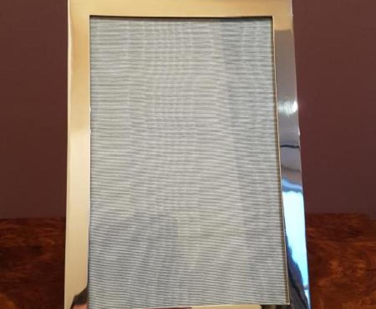 Quality George V Period Silver Photo Frame  - Image 1